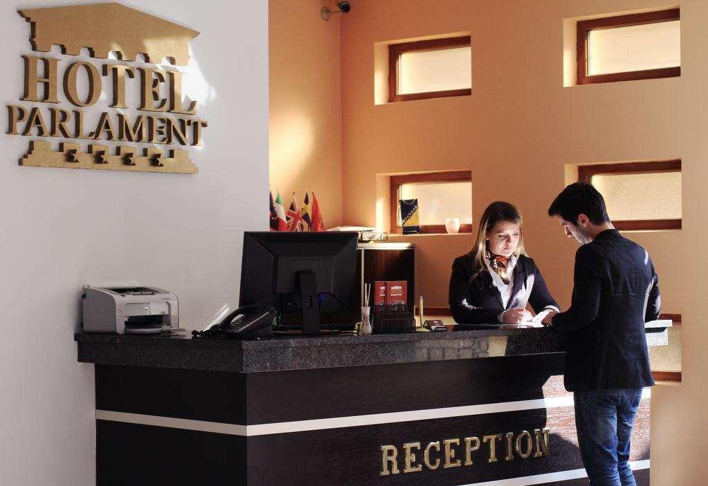 Hotel Parlament Priștina Interior foto